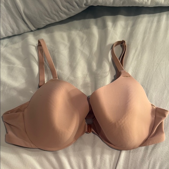 BODIFY
Front-Close Perfect Coverage Bra - Picture 4 of 6